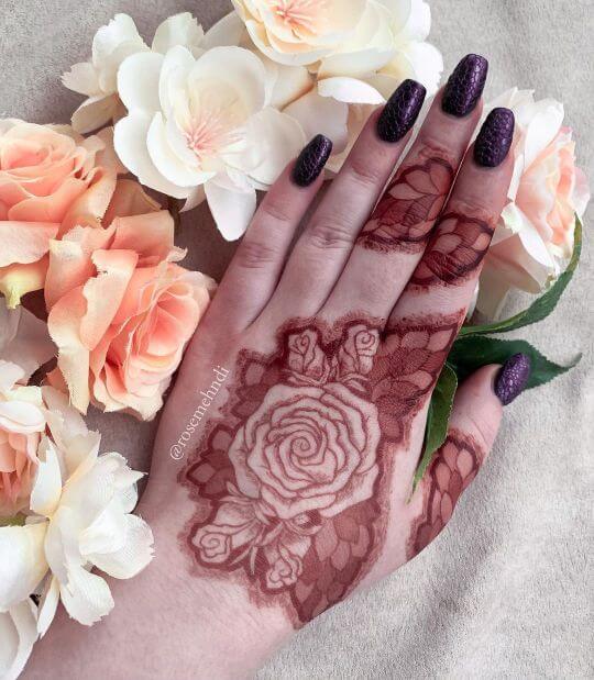stylish rose flower mehndi design front hand